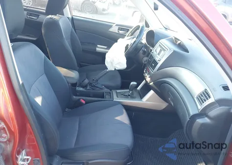 2010 Subaru Forester 2.5X Premium z USA, uszkodzony, nr VIN JF2SH6CCXAH912195